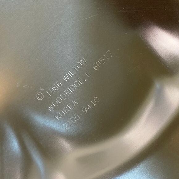 Wilton 1986 Tree Cake Pan Christmas Vintage 2105-9410 Mold Holiday 3d grannycore - Picture 2 of 9